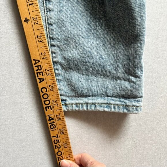 H&M Mom’s denim button fly high waisted jeans Sz 6 - Picture 13 of 13